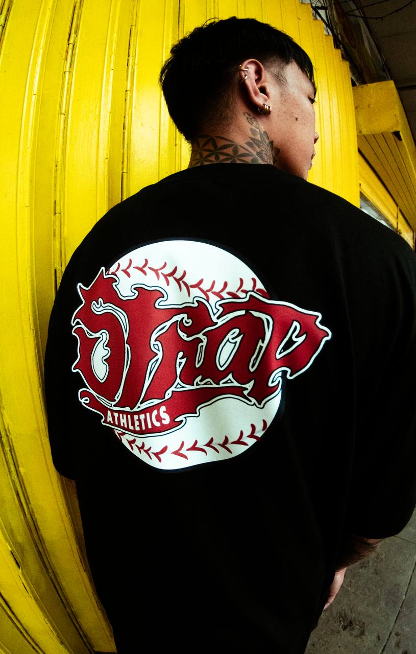 STRAP BALL LOGO TEE BLACK