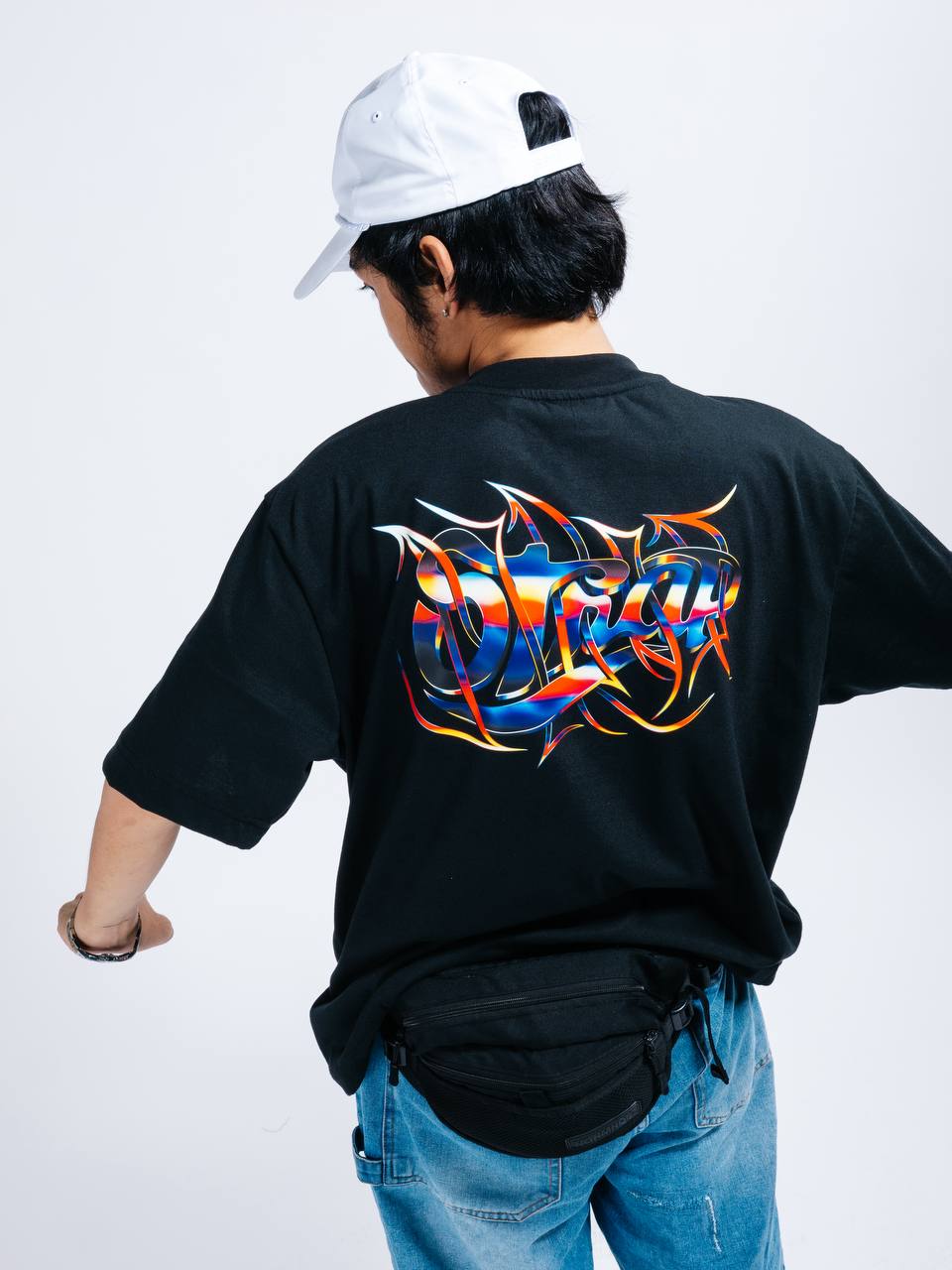 STRAP WIRE LOGO TEE BLACK